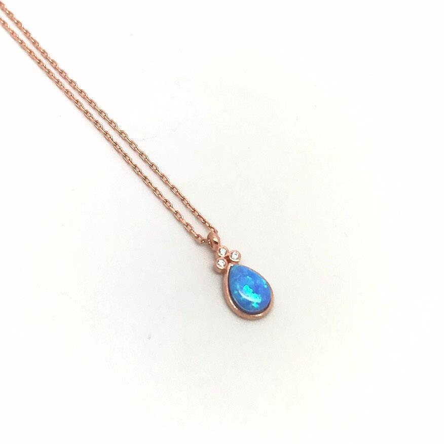Opal Drop Necklace, Minimalist Opal Necklace, Opalite Necklaces, Opal jewelry, White Opal Pendant, Gift for her, Birthstone Jewelry