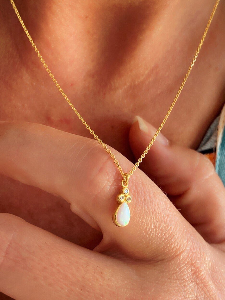 Opal Drop Necklace, Minimalist Opal Necklace, Opalite Necklaces, Opal jewelry, White Opal Pendant, Gift for her, Birthstone Jewelry