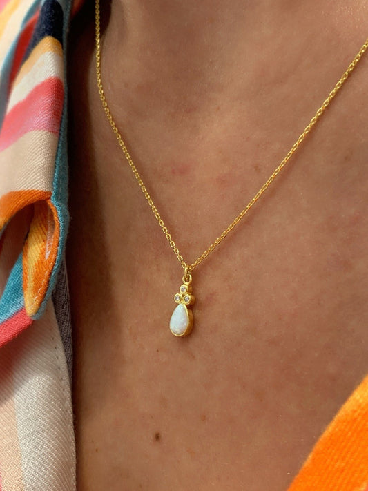 Opal Drop Necklace, Minimalist Opal Necklace, Opalite Necklaces, Opal jewelry, White Opal Pendant, Gift for her, Birthstone Jewelry