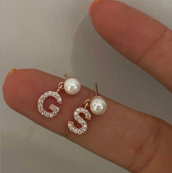 Pearl Earring, Letter Earring, Initial Earring, Pave Earring, CZ Earring, Custom Alphabet Earring, Personalized Gifts, Personalized Jewelry