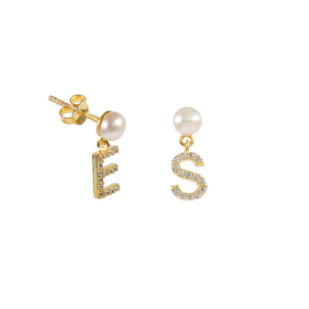 Pearl Earring, Letter Earring, Initial Earring, Pave Earring, CZ Earring, Custom Alphabet Earring, Personalized Gifts, Personalized Jewelry