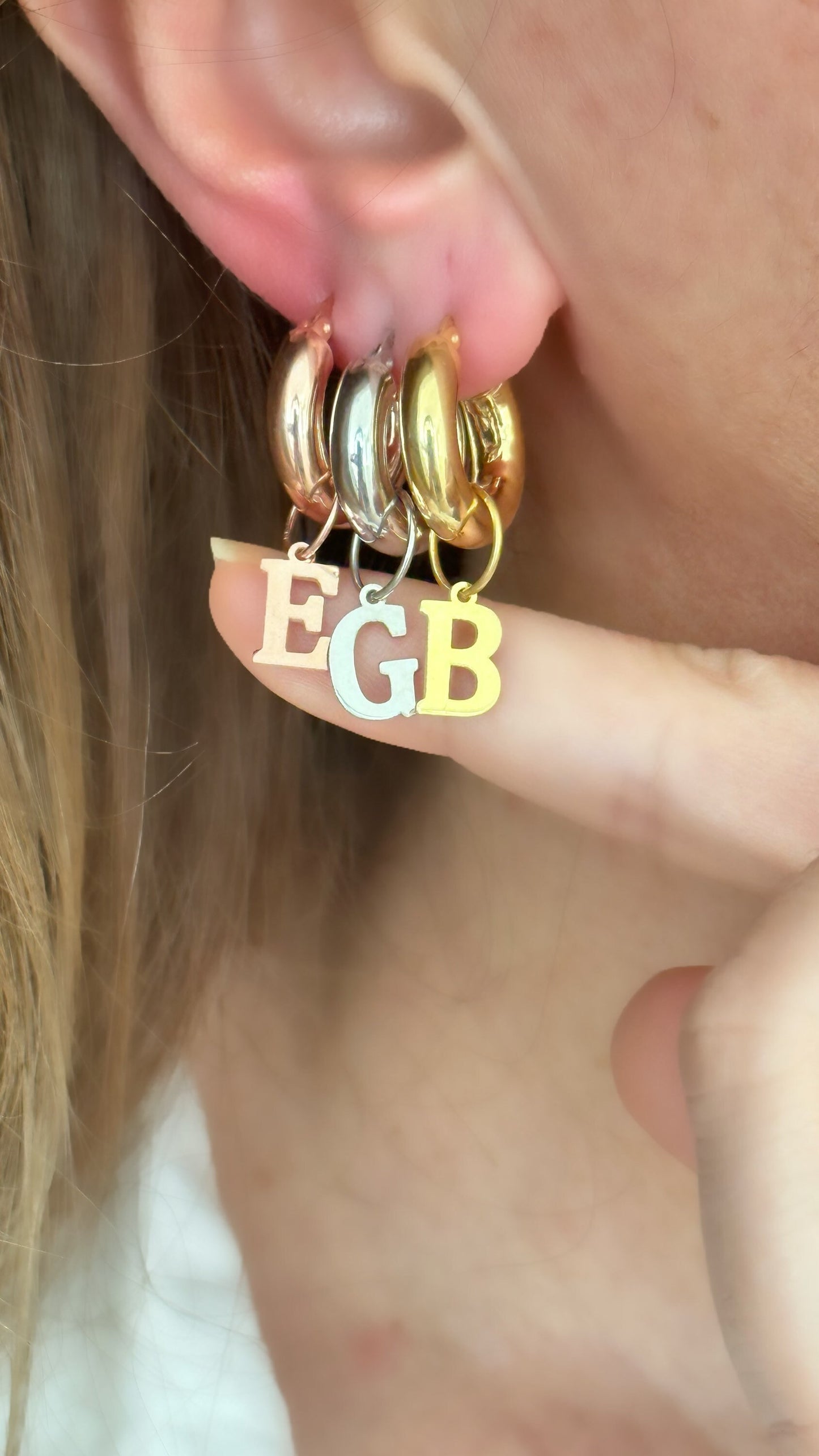 Initial Earring, Initial Hoop Earrings, Letter Hoop Earring, Huggie Earrings, Personalized Earring, Custom Hoops, Gift for her