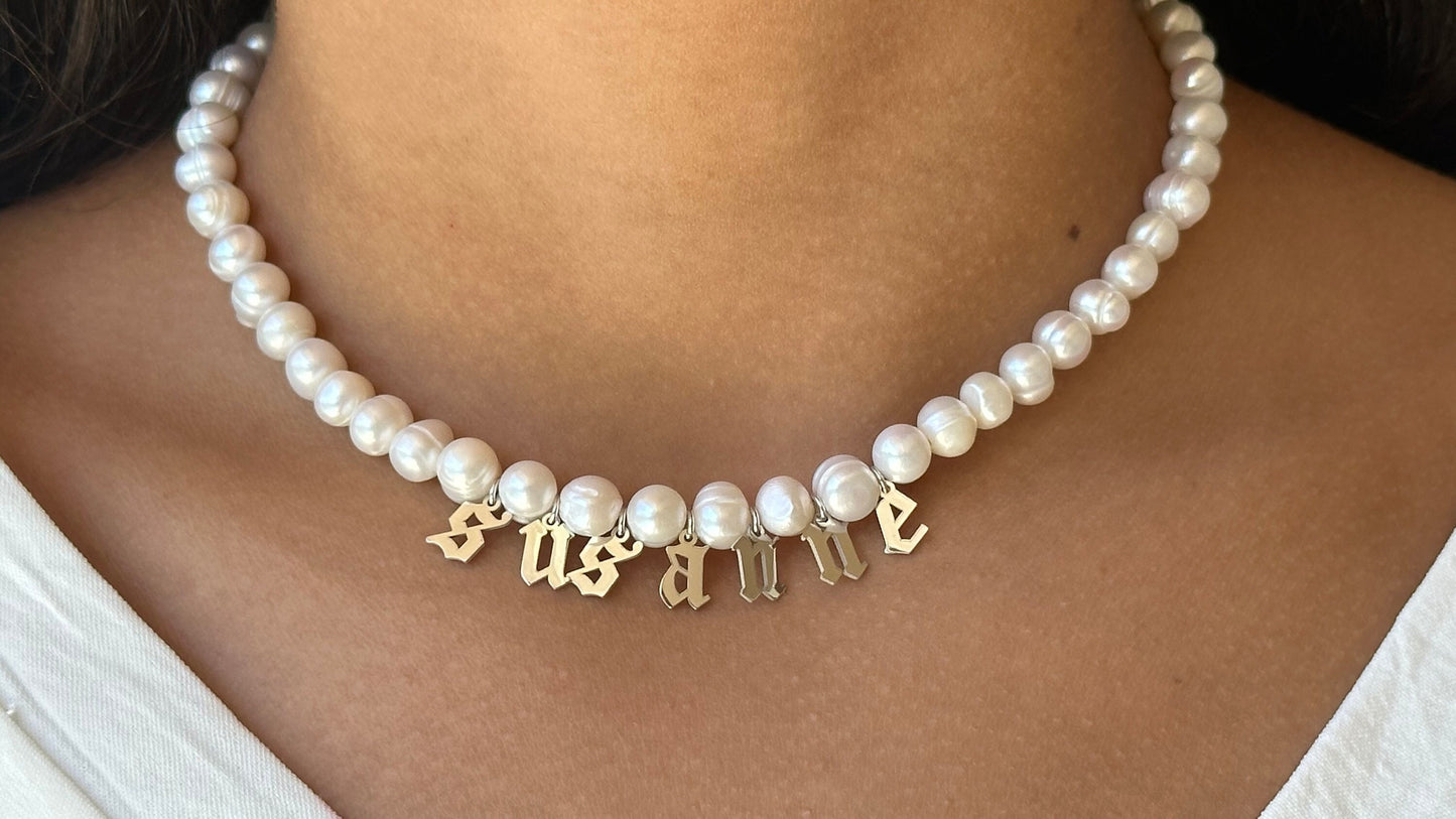 Pearl Name Necklace, Personalized Initial Letter Pearl Necklace, Custom Name Necklace, Mom Gift, Mother's day Gift, Dainty Birthday Gift