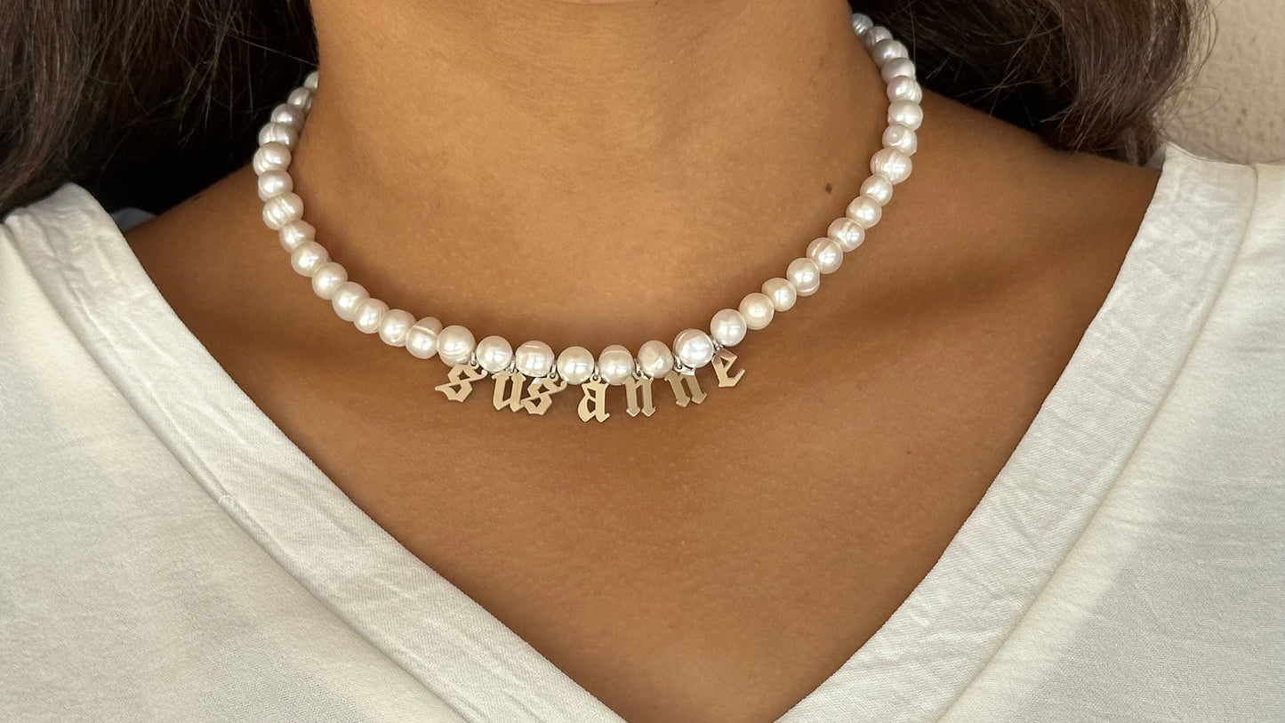 Pearl Name Necklace, Personalized Initial Letter Pearl Necklace, Custom Name Necklace, Mom Gift, Mother's day Gift, Dainty Birthday Gift
