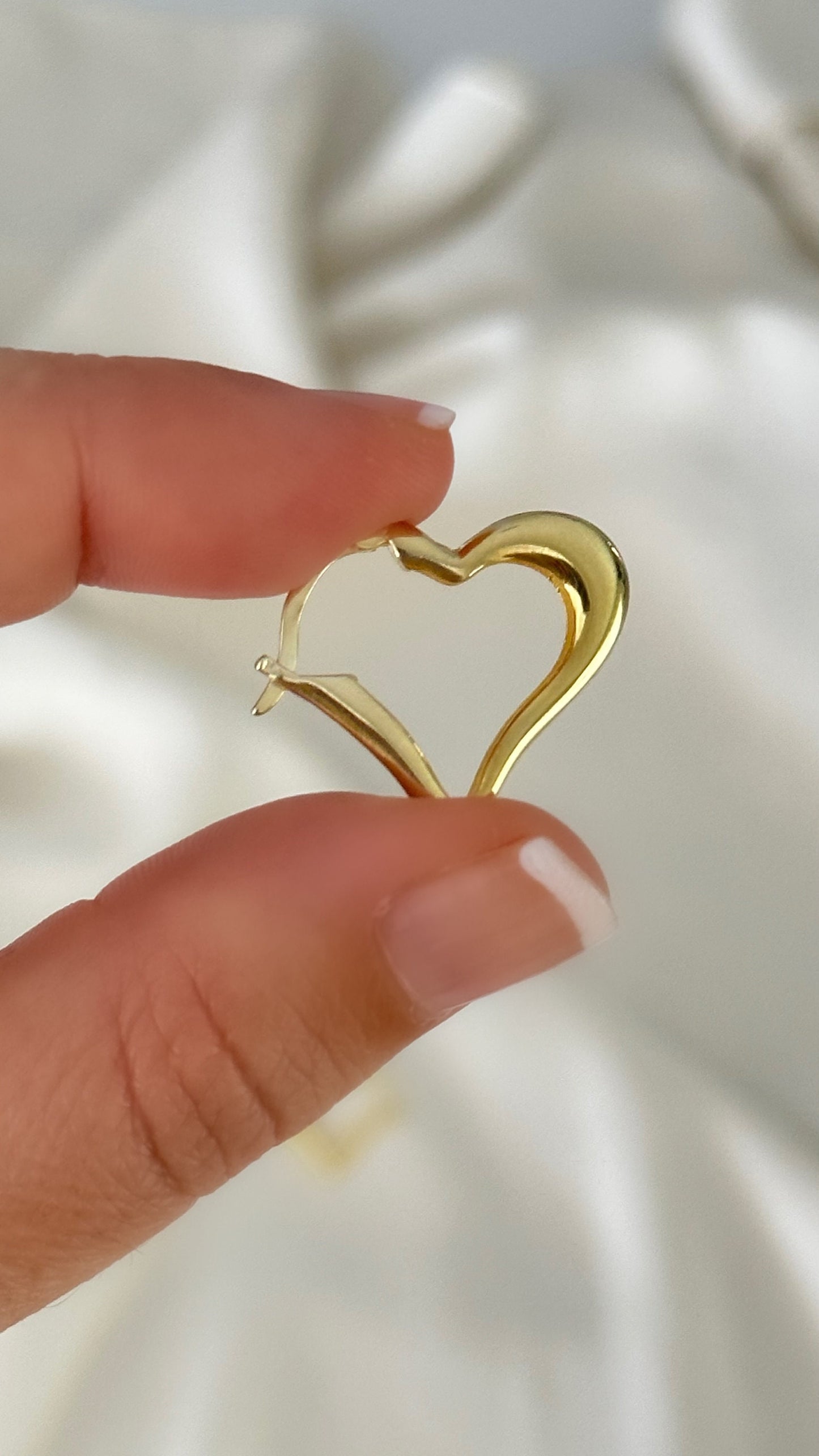 Heart Hoop Earrings, Heart Shaped Earrings, Gold Heart Hoops, Minimal Hoop Earrings, Unique Huggie Hoop Earring, Heart Jewelry Gift For Her