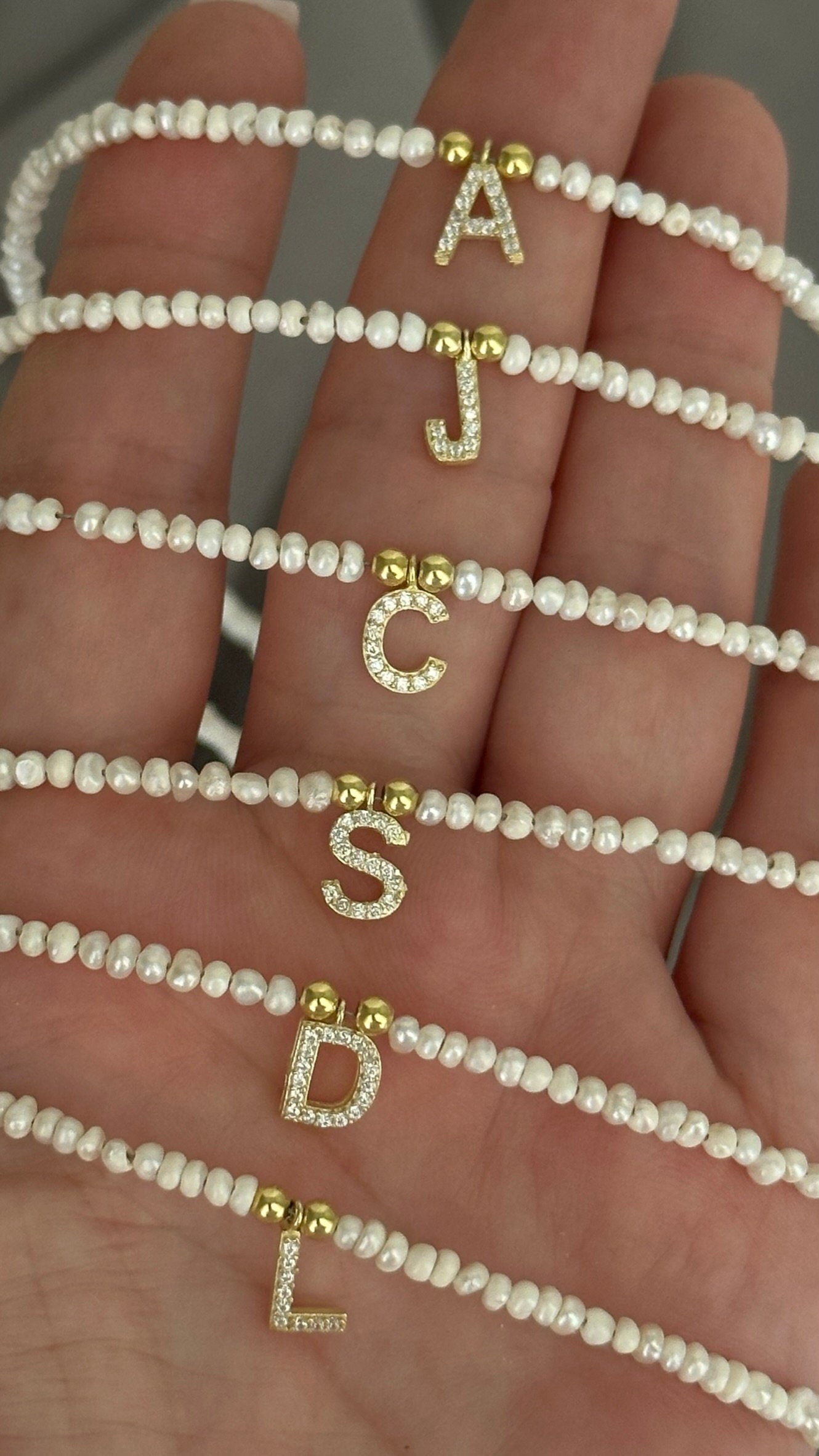 Pearl Initial Letter Necklace Personalized Baby Baroque Pearl Small Pearl Letter Charm Necklace Choker CZ Initials Custom Name Necklace