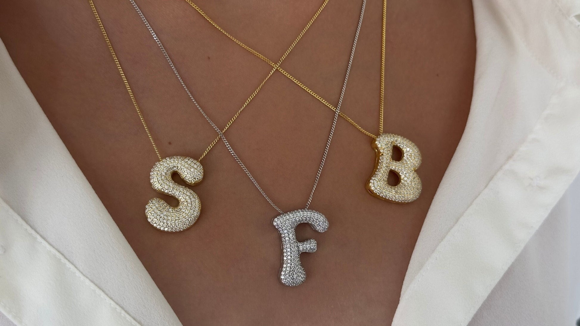 Trendy Bubble Letter Necklace Diamond Initial Pendant