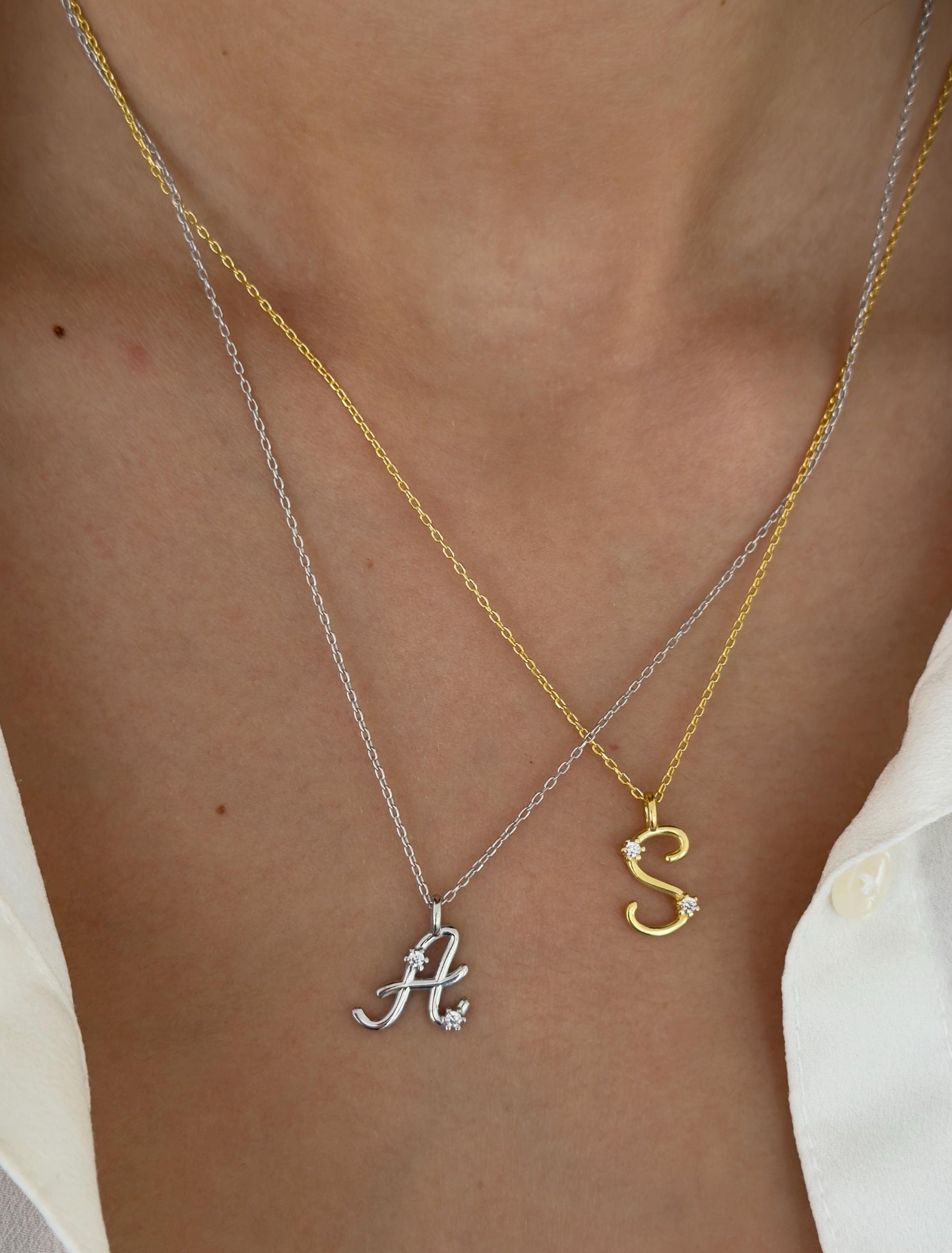 Personalized letter pendant necklace for women