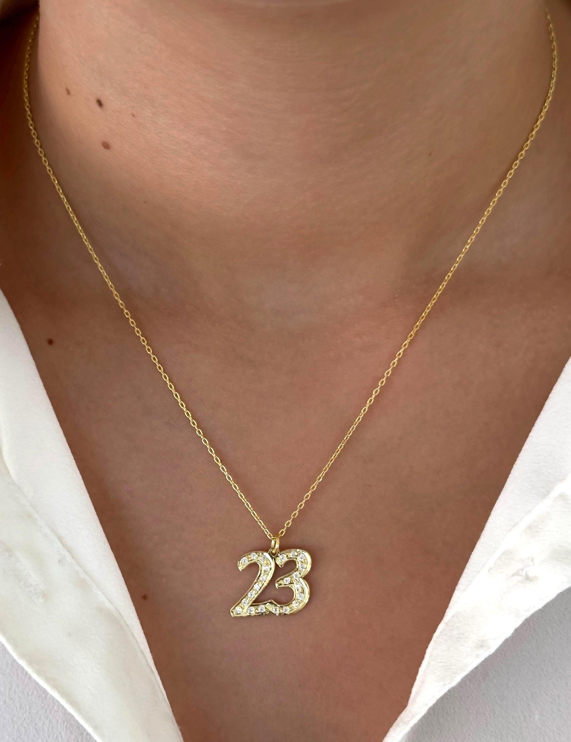 Custom Number Necklace Gold, Diamond Number Necklace, Crystal Number Pendant, Personalized Jewelry for Women, Date Necklace, 925 Sterling Silver, 14k gold plated, Clear Cubic Zirconia Gemstone, Custom Jewelry, Monogram necklace