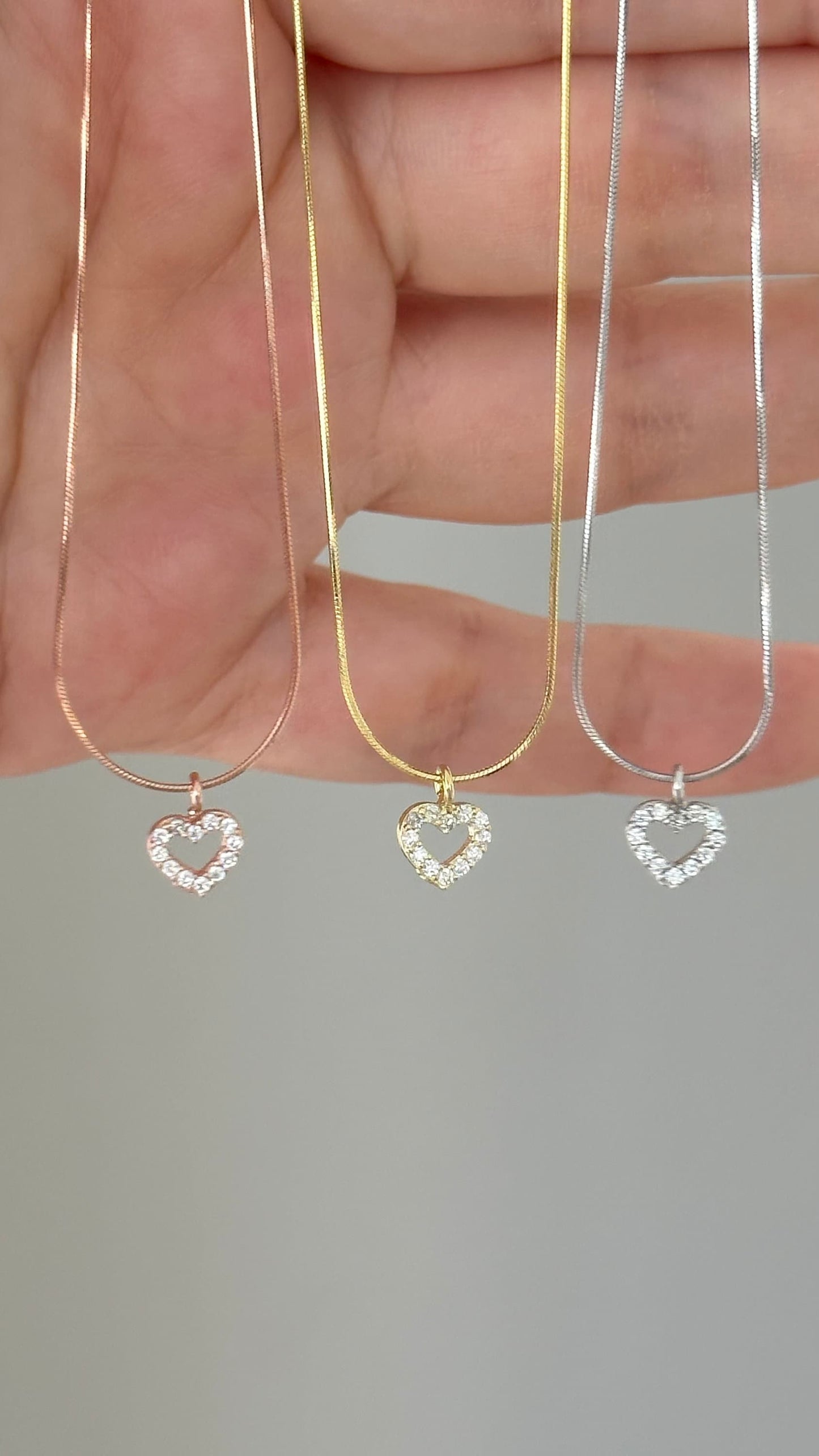 Rose gold dainty heart pendant necklace, elegant bridal and bridesmaid gift for women.