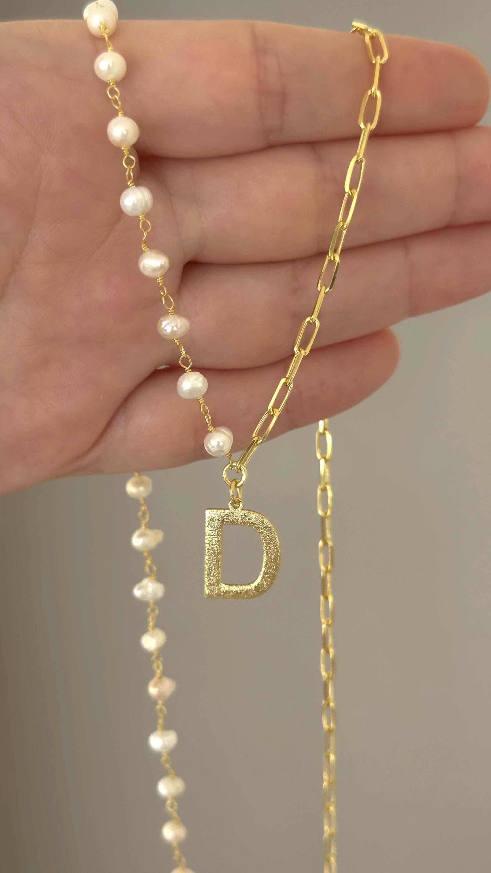Elegant pearl necklace everyday wear