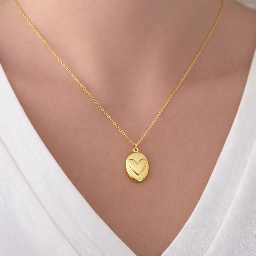 Heart design photo locket necklace for women