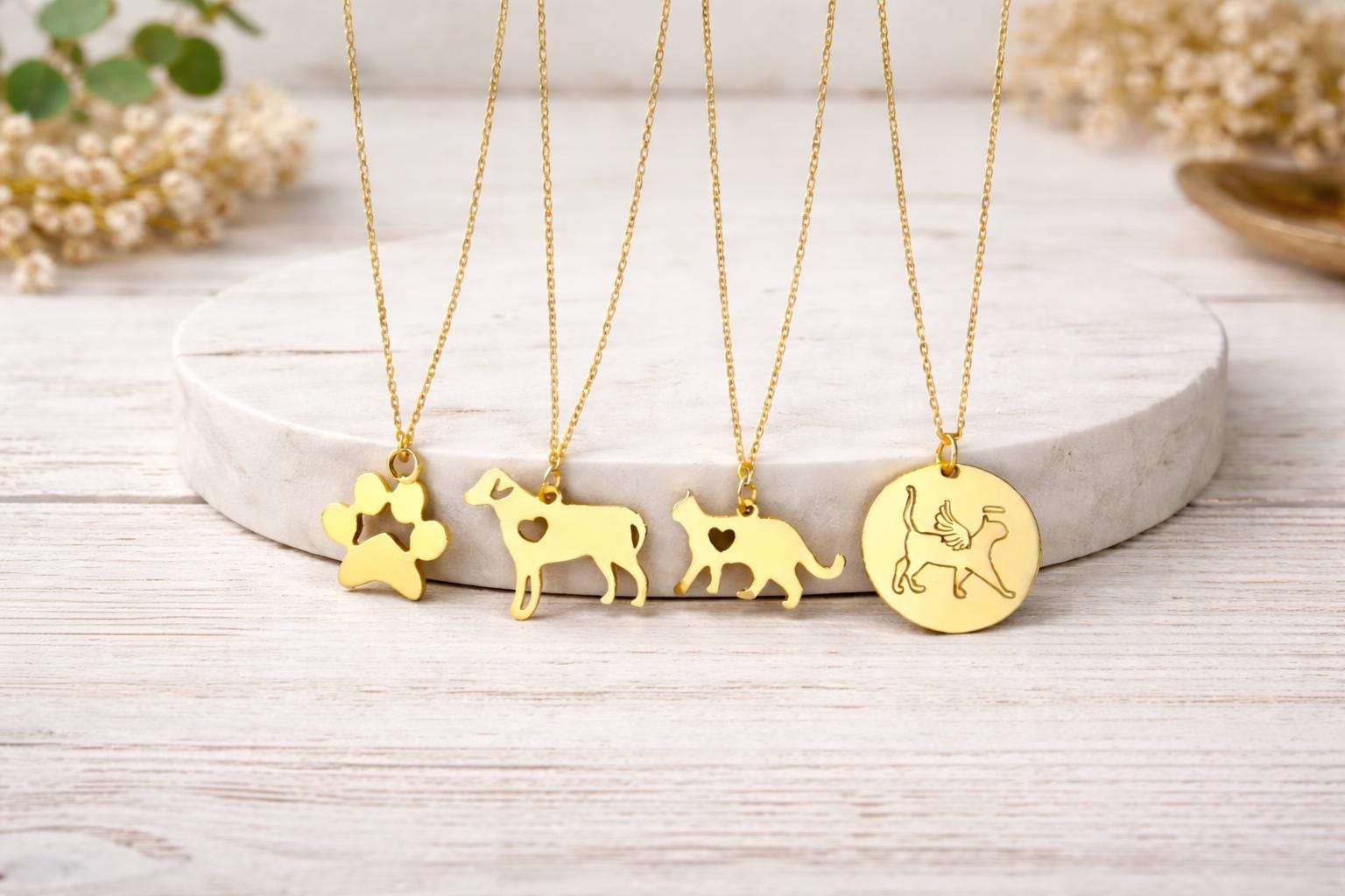 Memorial jewelry for dog and cat lovers