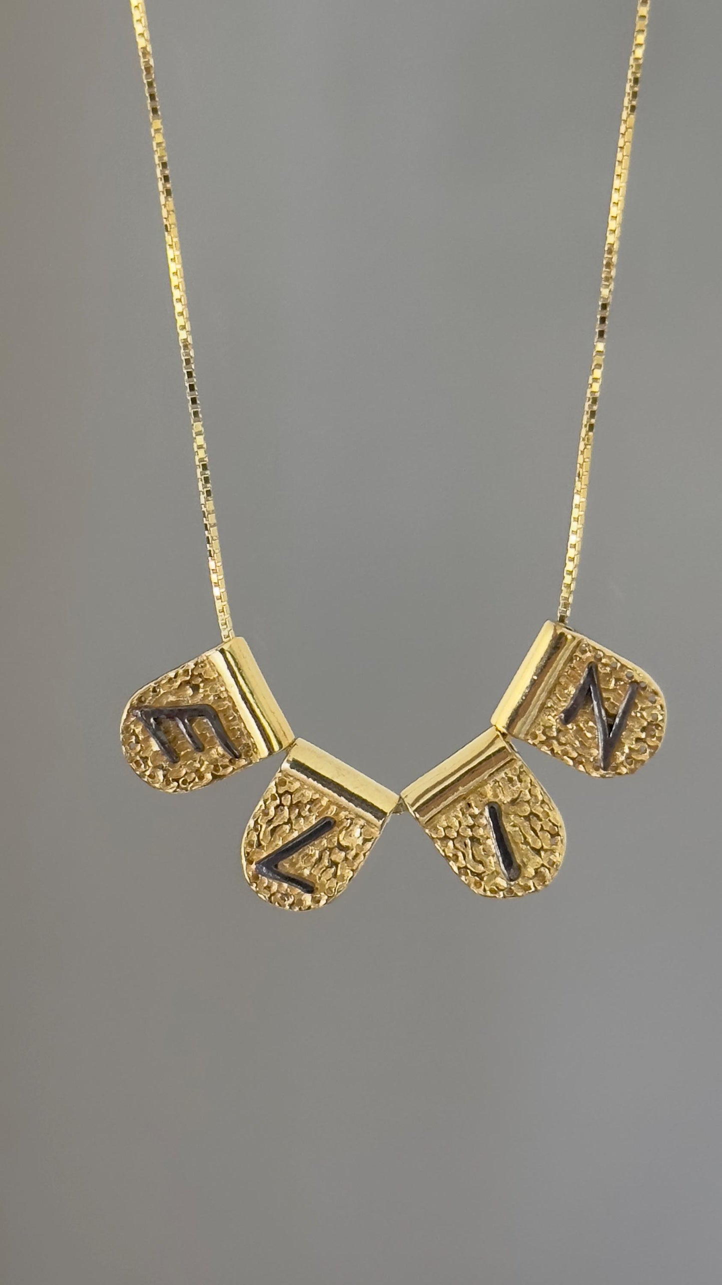 14k Gold Custom Name Necklace: Dainty Personalized Jewelry