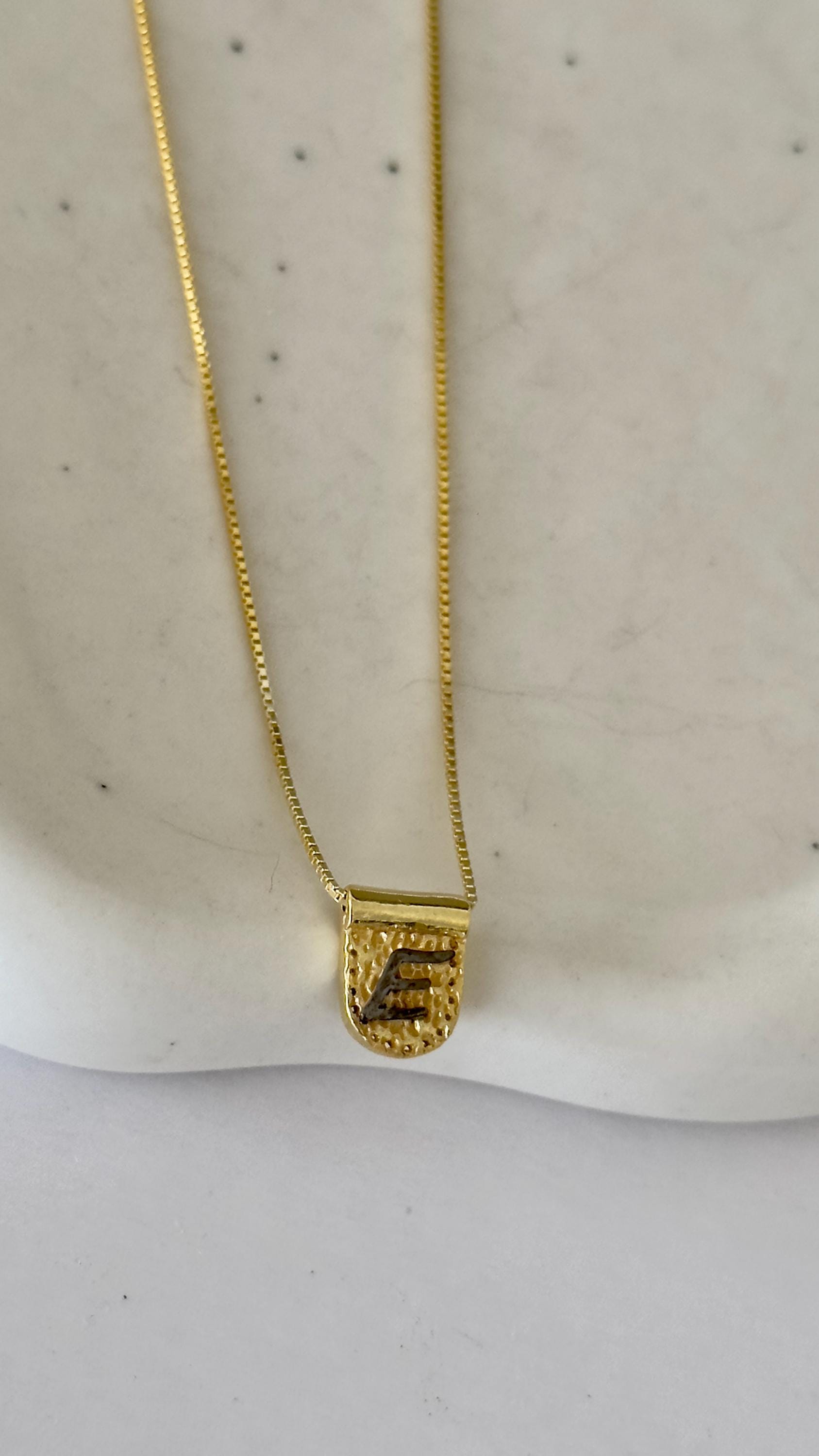 14k Gold Custom Name Necklace: Dainty Personalized Jewelry